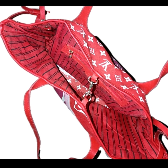 Louis Vuitton Red and Pink Women's Tote Bag - Picture 6 of 11